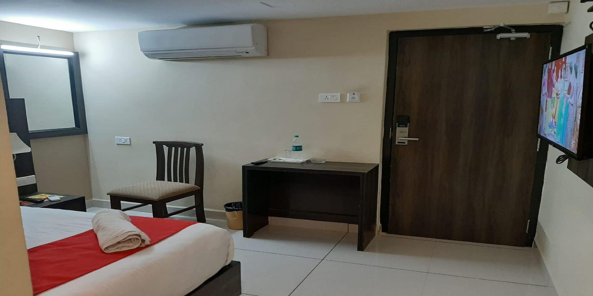 Plaza Hotel Trichy Tiruchirappalli Ngoại thất bức ảnh