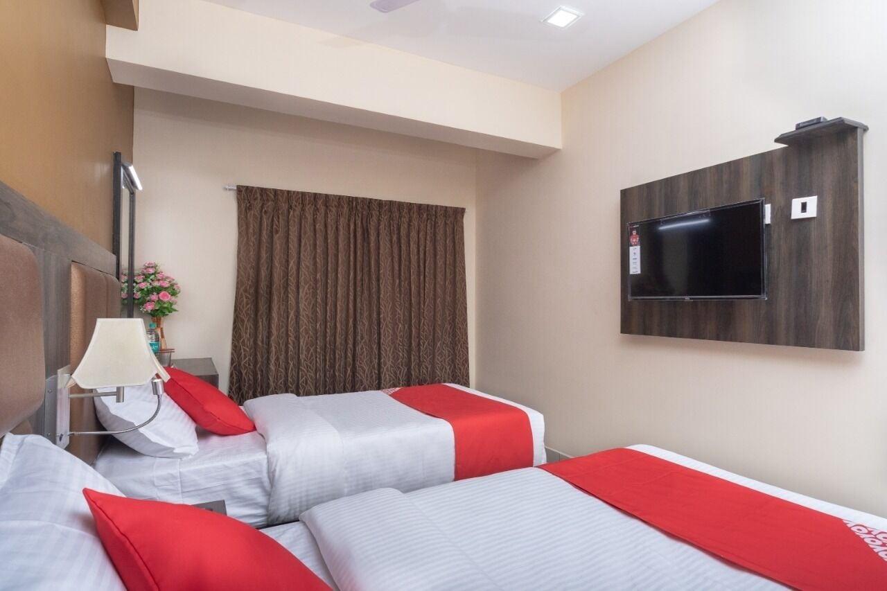 Plaza Hotel Trichy Tiruchirappalli Ngoại thất bức ảnh