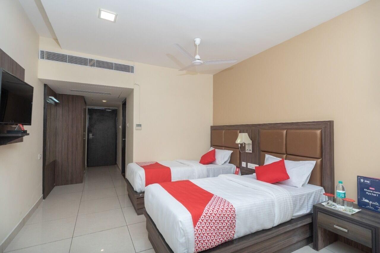 Plaza Hotel Trichy Tiruchirappalli Ngoại thất bức ảnh