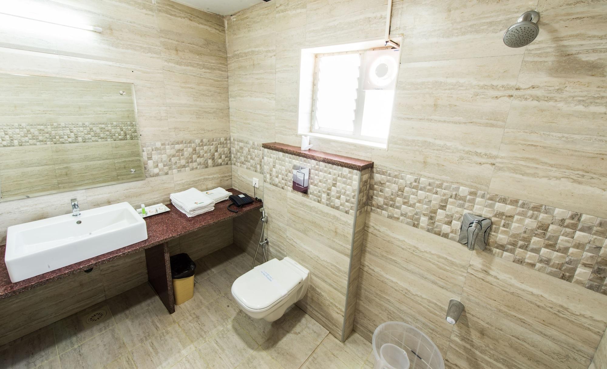 Plaza Hotel Trichy Tiruchirappalli Ngoại thất bức ảnh