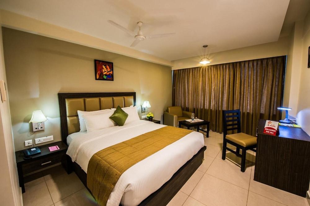 Plaza Hotel Trichy Tiruchirappalli Ngoại thất bức ảnh
