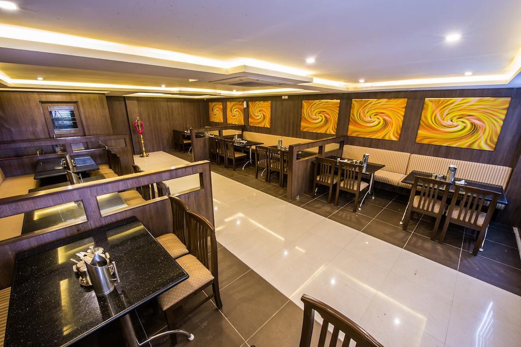 Plaza Hotel Trichy Tiruchirappalli Phòng bức ảnh